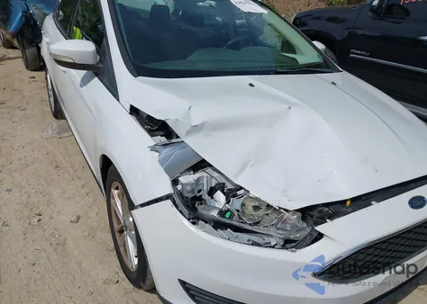 2016 Ford Focus Se z USA, uszkodzony, nr VIN 1FADP3F24GL345487